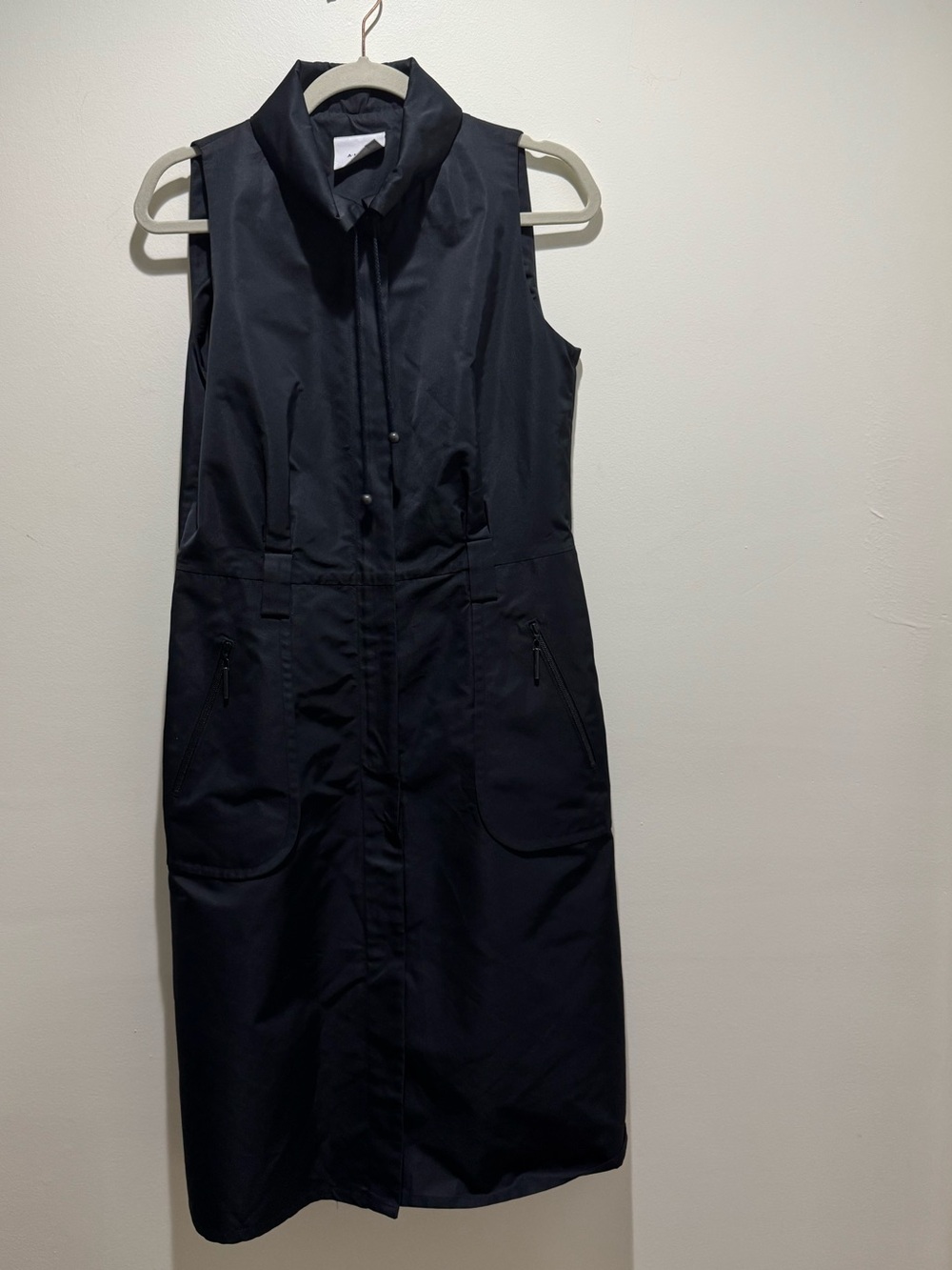 Akris Punto Black Sleeveless Utility Midi Dress Zip Pockets US 8